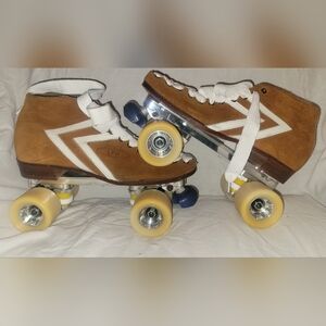 VINTAGE Riedell IFO'S . Quad Roller Skates, Mens Size 9